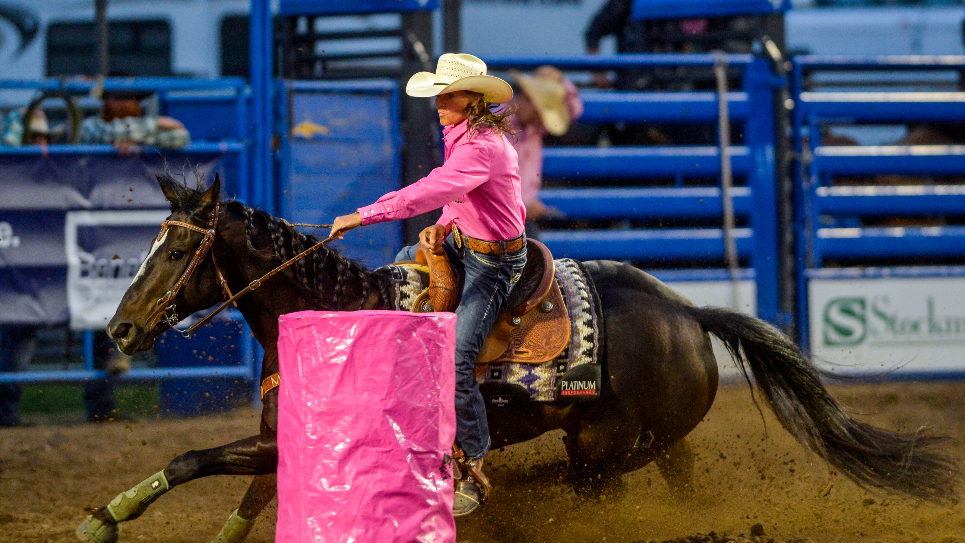 Montana S Lisa Lockhart Rides Into Nfr Navigates Tough Rodeo Season Montana S Lisa Lockhart Rides Into Nfr Navigates Tough Rodeo Season