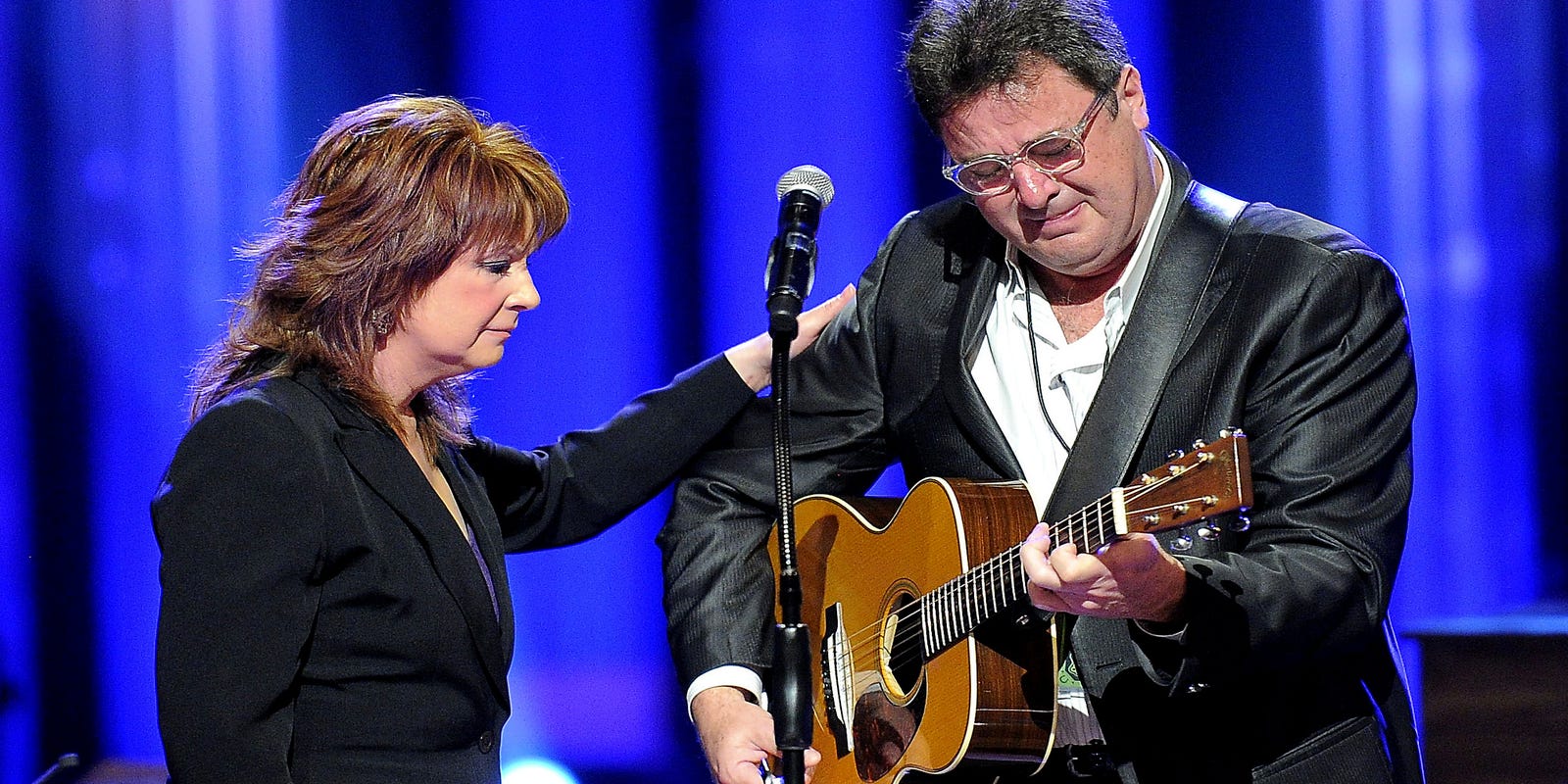 Ken Burns Country Music Garth Brooks And The Death Of Johnny Cash