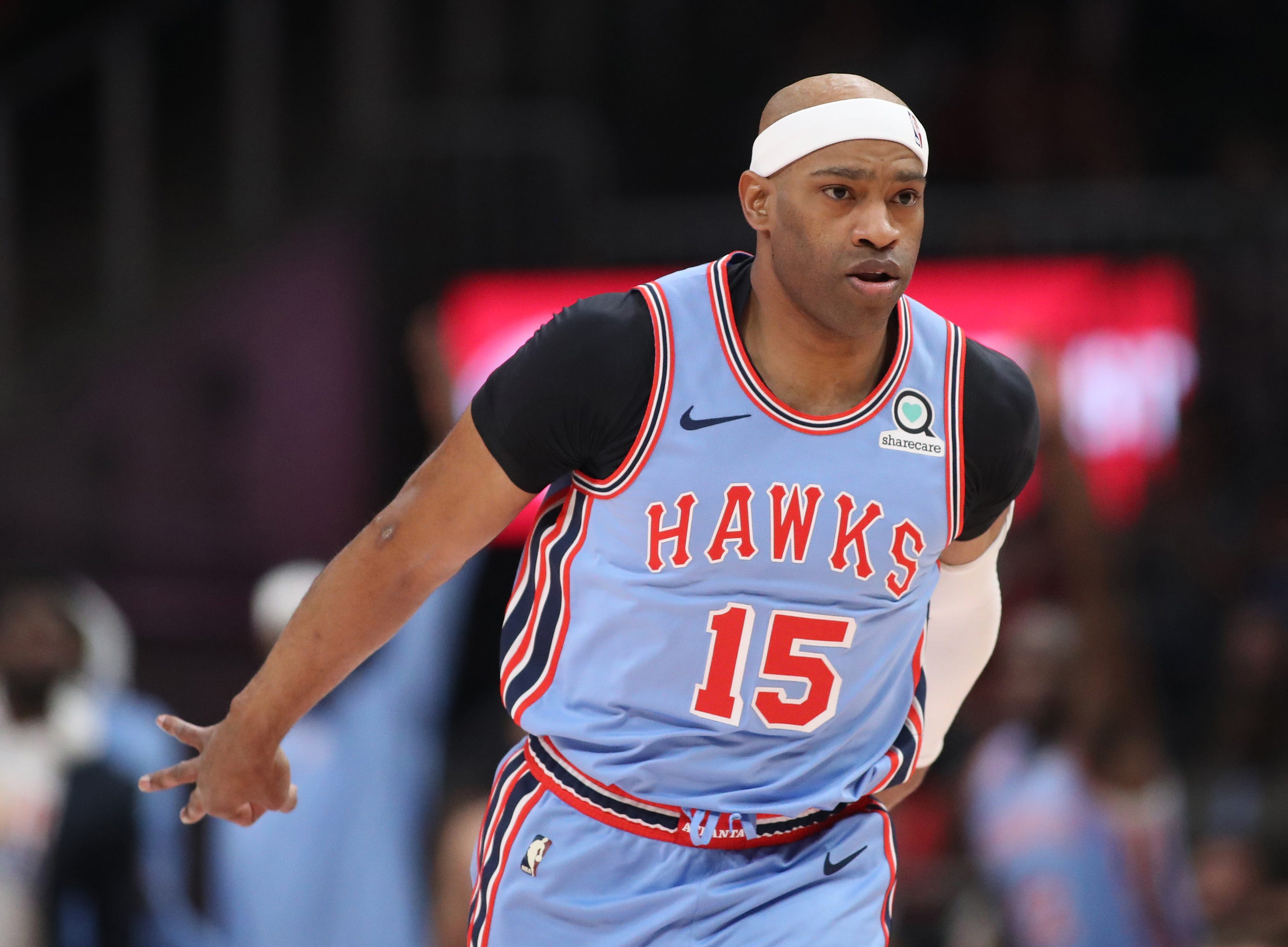 vince carter jersey hawks