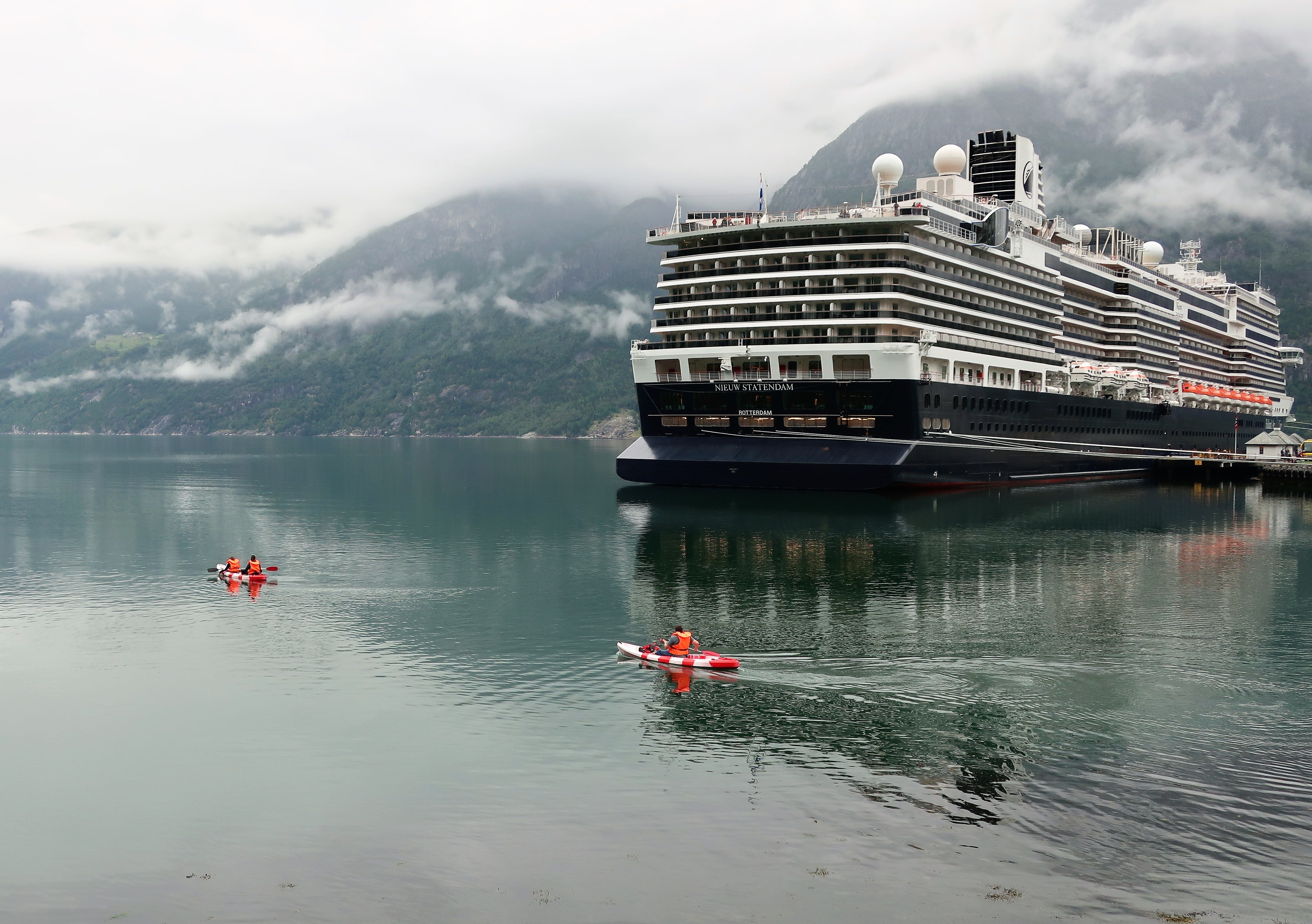 Norway Fjord Cruise Reveals Beauty Of Sognefjord