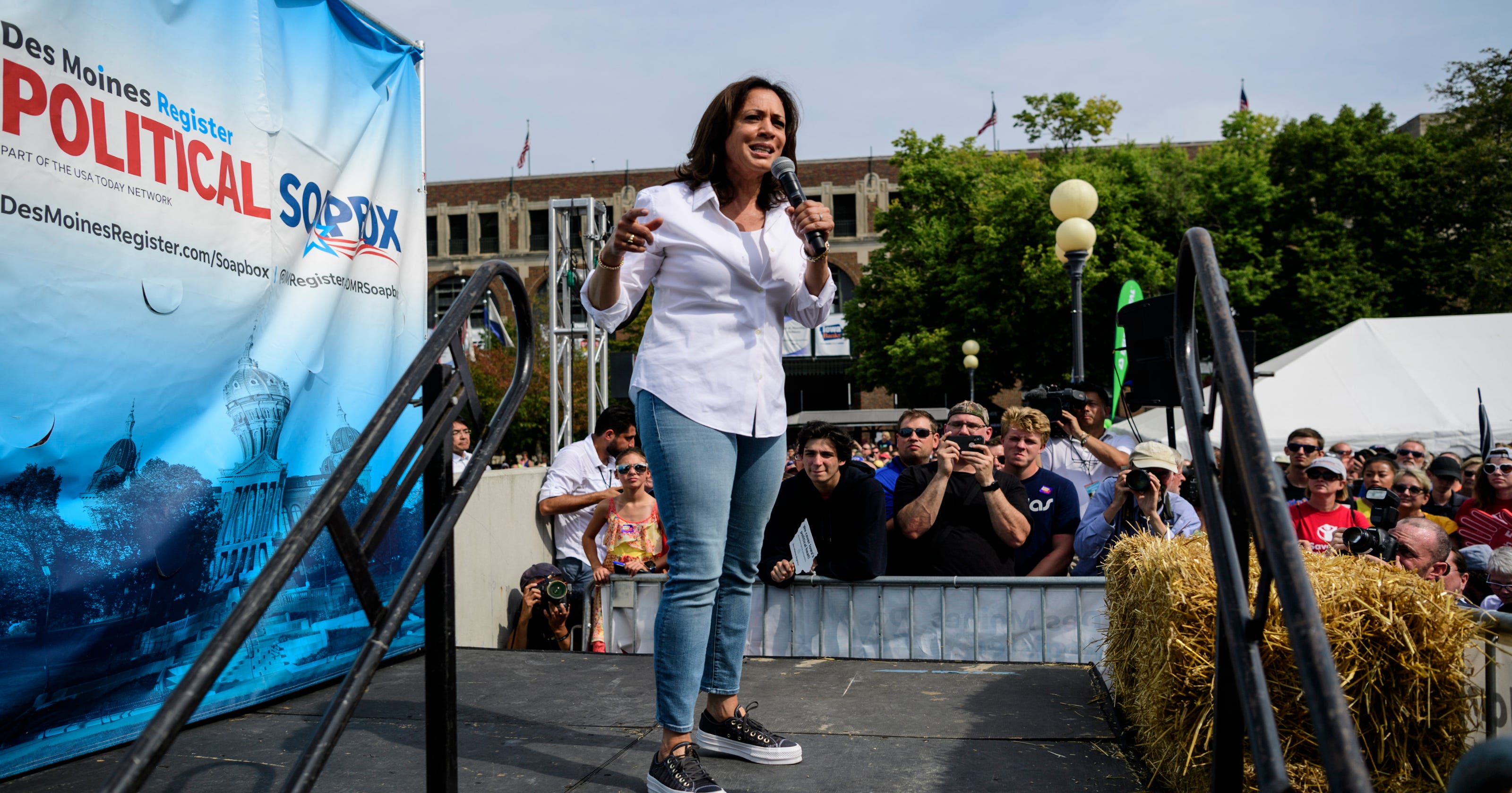 Iowa State Fair Soapbox 2019 Kamala Harris, Elizabeth Warren take stage