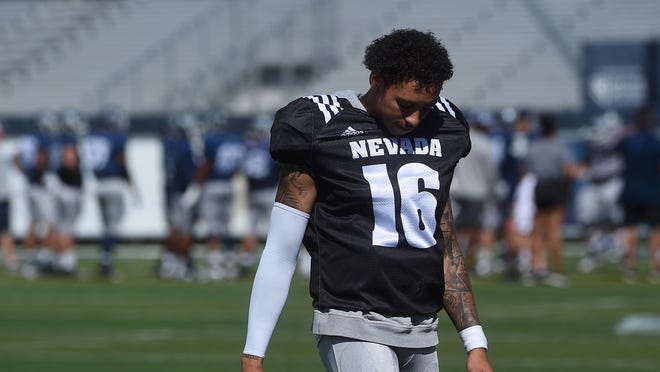 Last Chance U 3 Facts On Nevada Football Quarterback Malik Henry
