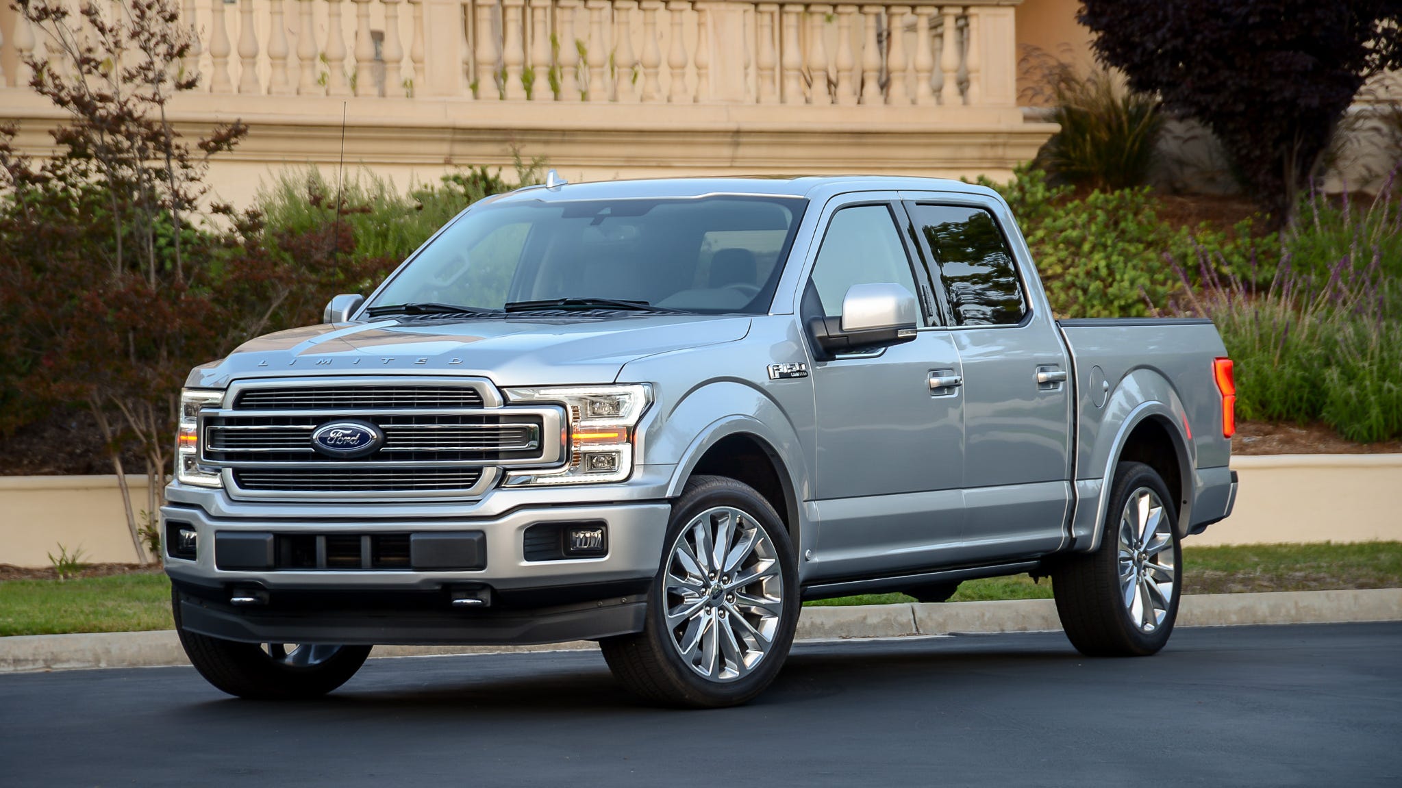 201920 Ford F150 recalled for possible steering, fire issue