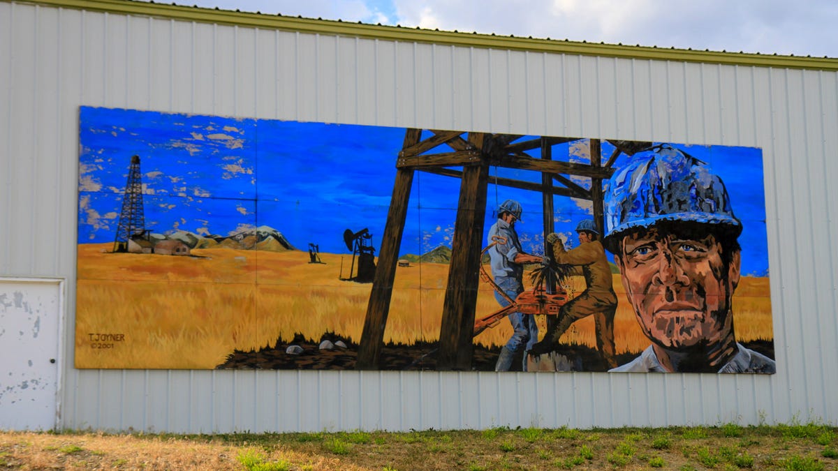 GALLERY Downtown murals of Cut Bank