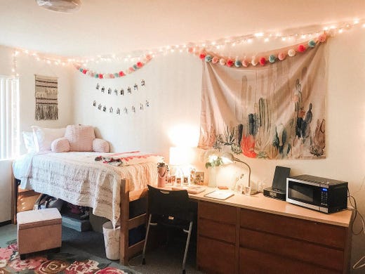Dorm Room Decor 5 Big Ideas For A Happy Move In Day