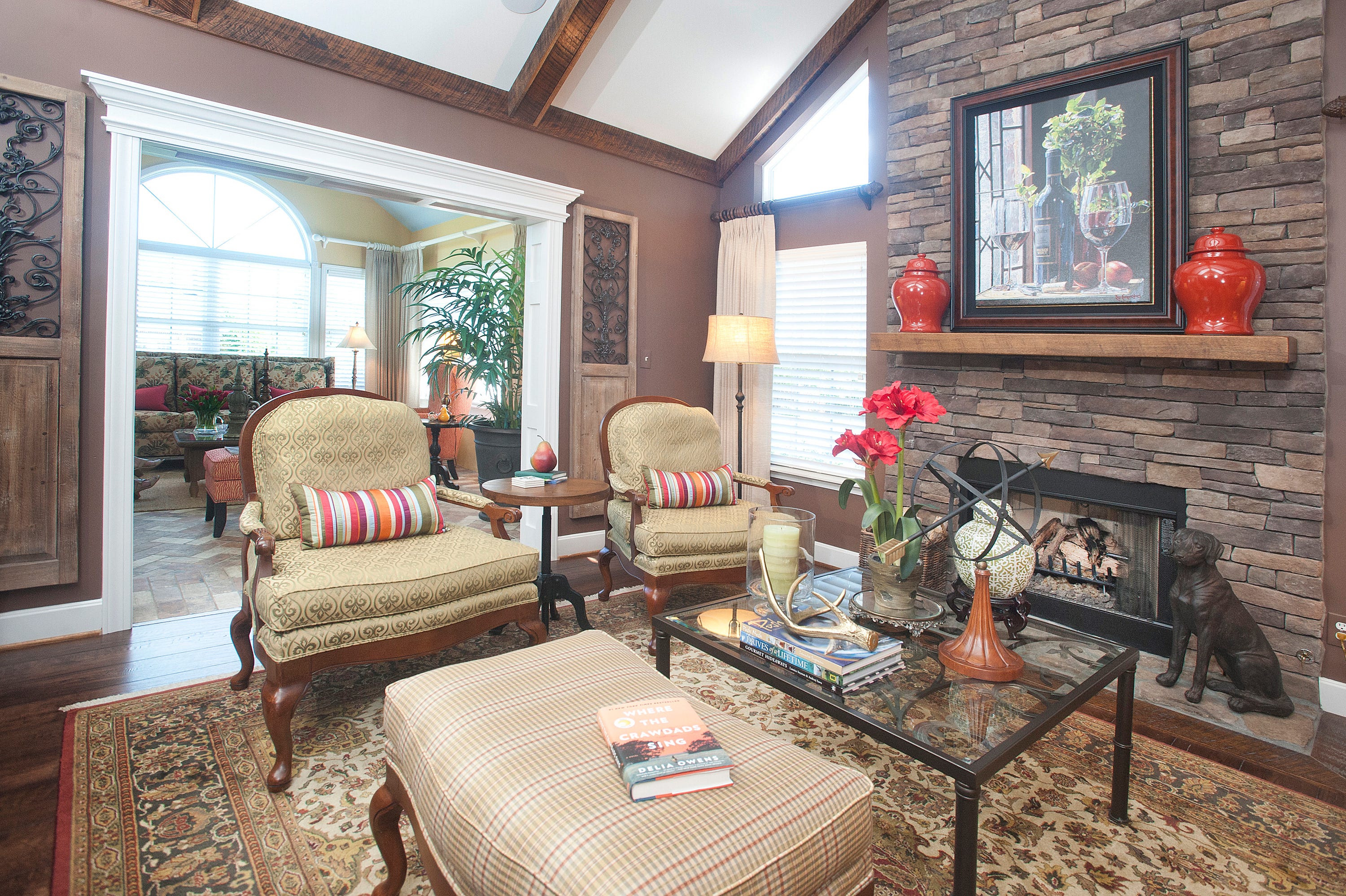 Remodeled East End condo in Louisville is rustic, elegant space