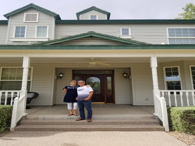 Couple Finds The Perfect Victorian Home In Peoria Take A Look