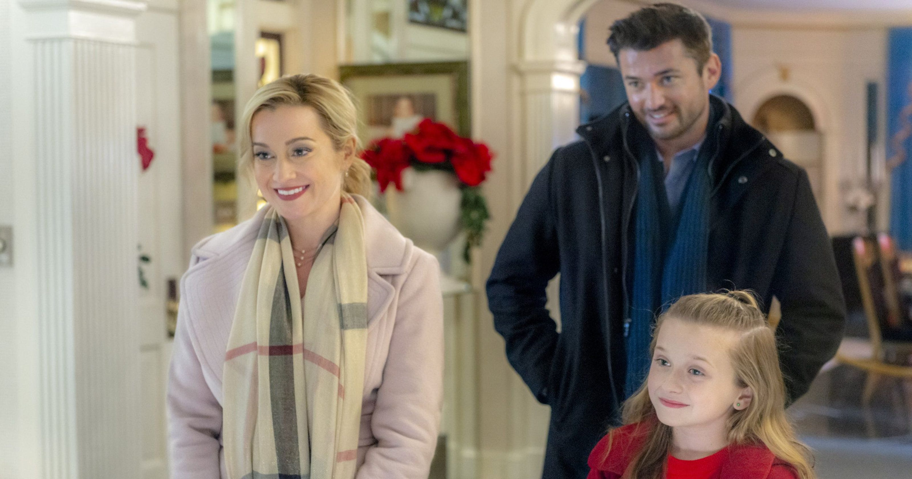 Graceland At Christmas Decoration 