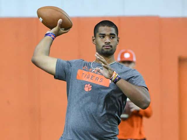 Recruiting Updated Rankings Of Top 25 Football Prospects For 2020