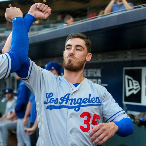 Cody Bellinger leads the majors with 4 home runs.