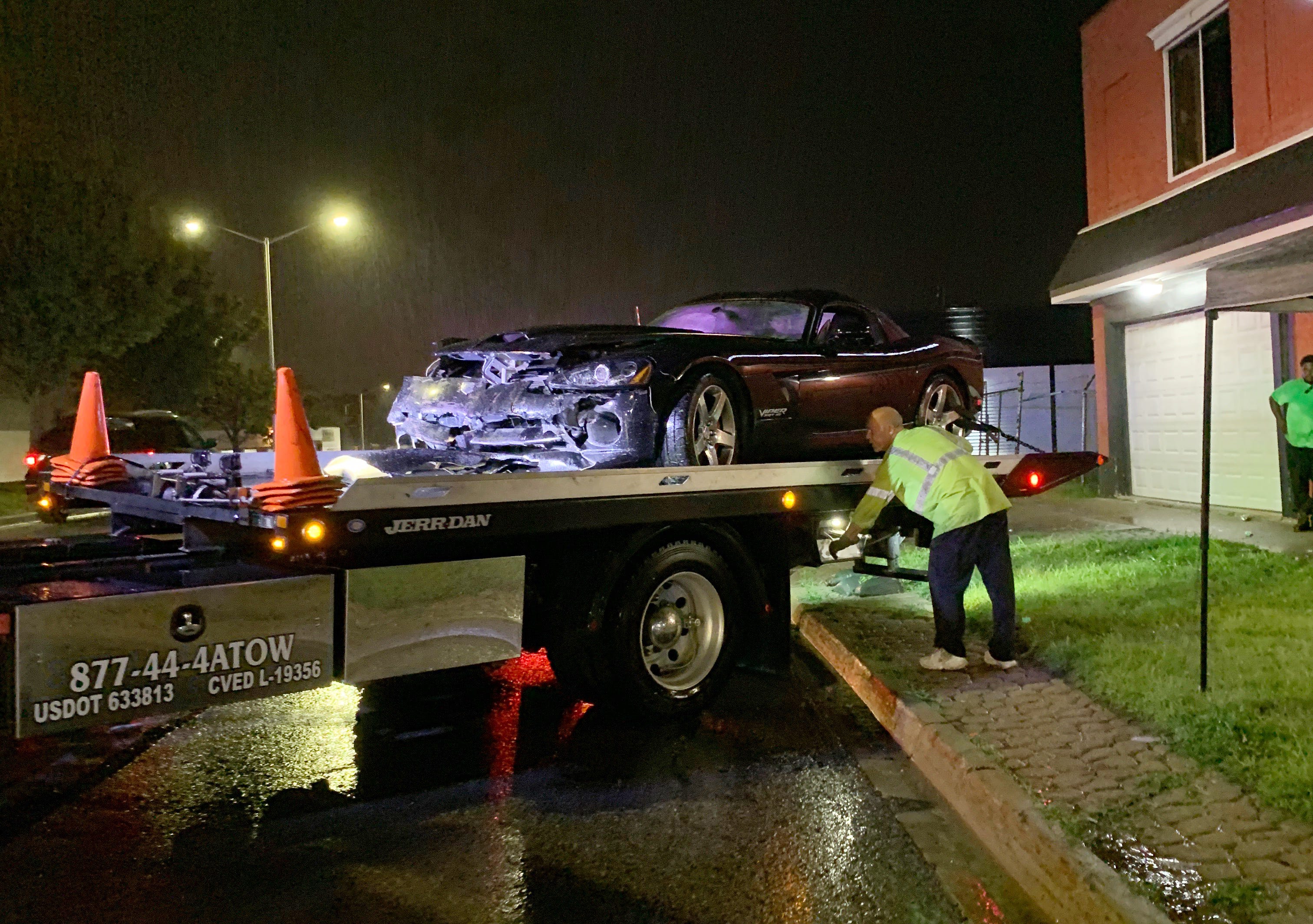 Dodge Viper hits building during Dream Cruise, injures one