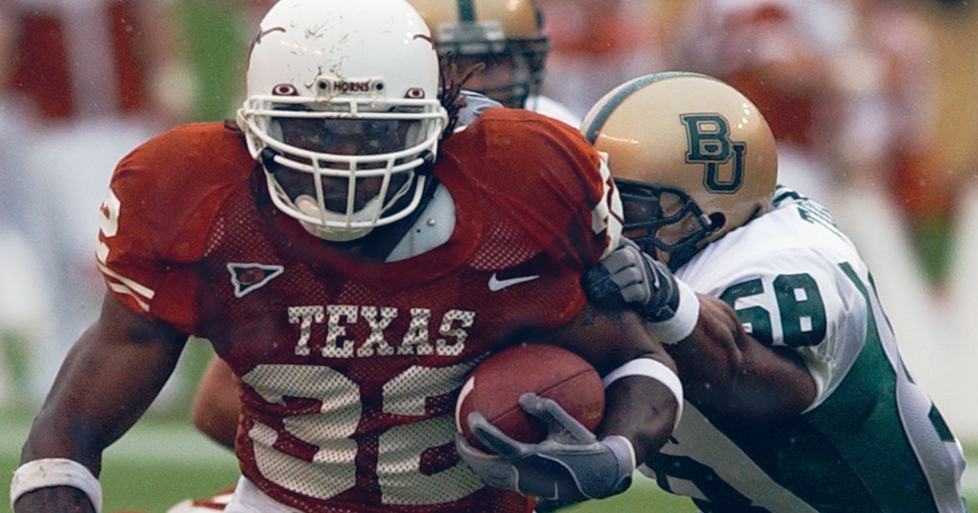 Former Texas star RB Cedric Benson dies in motorcycle accident at 36