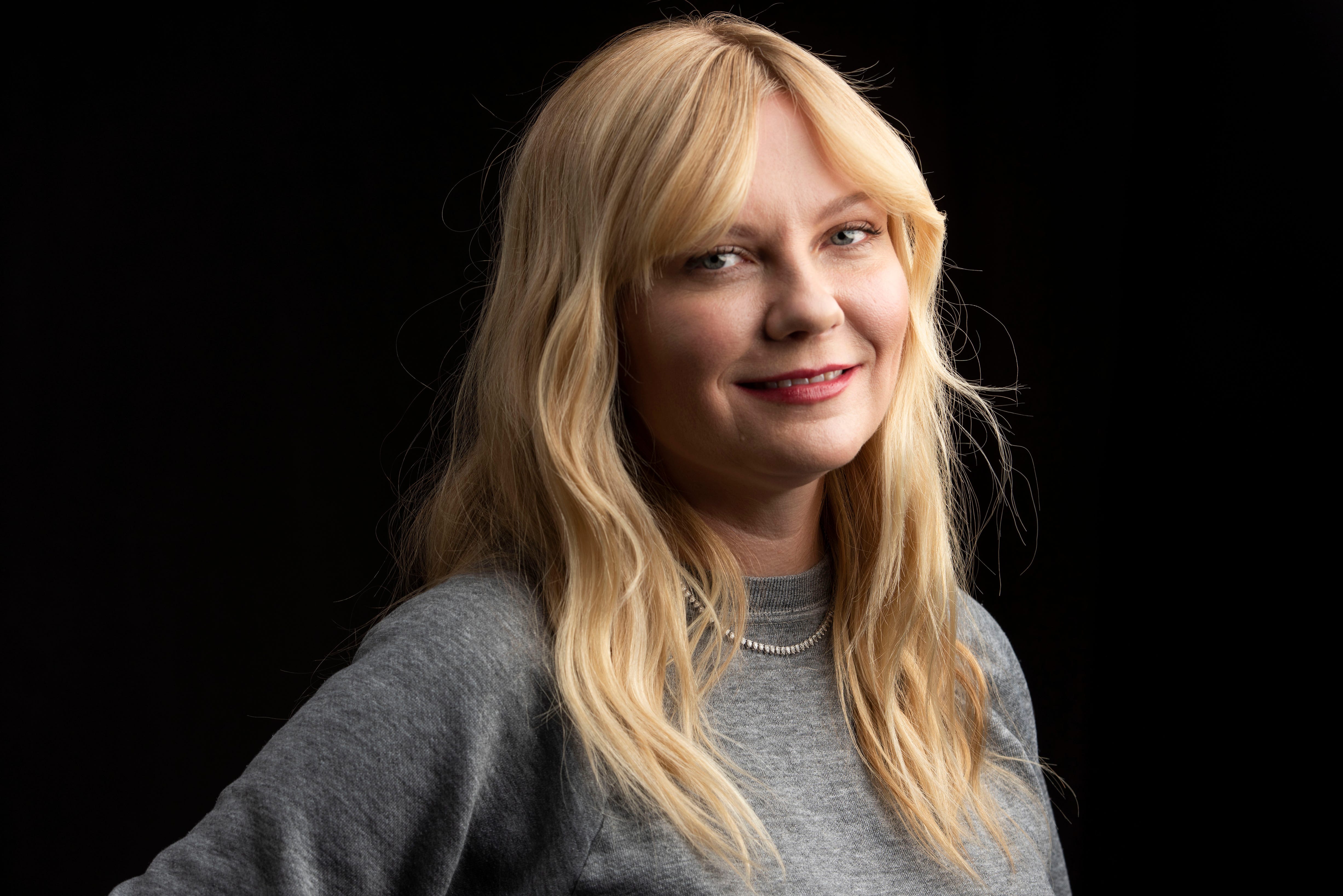 Kirsten Dunst bemoans that she's 'never been recognized in my industry' - USA TODAY
