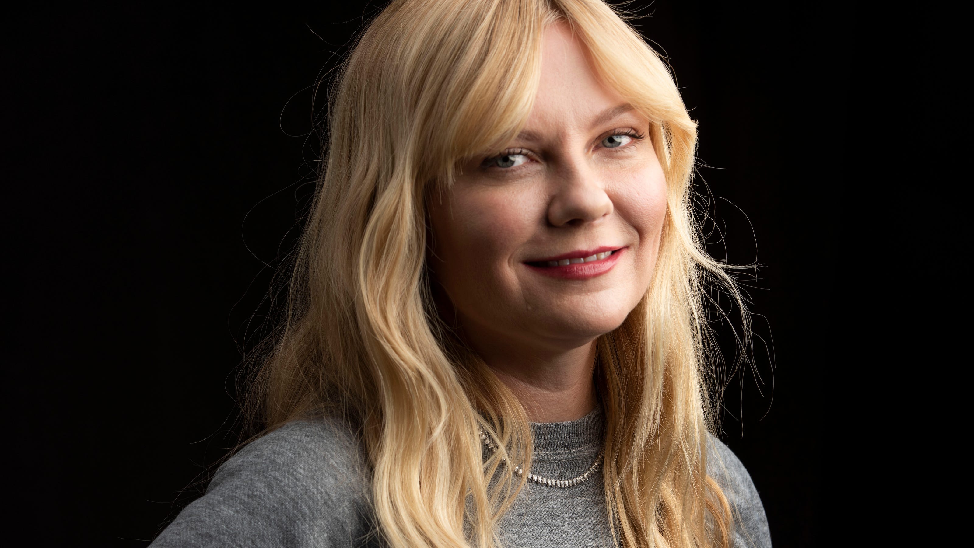 Kirsten Dunst says that she's 'never been recognized in my industry'