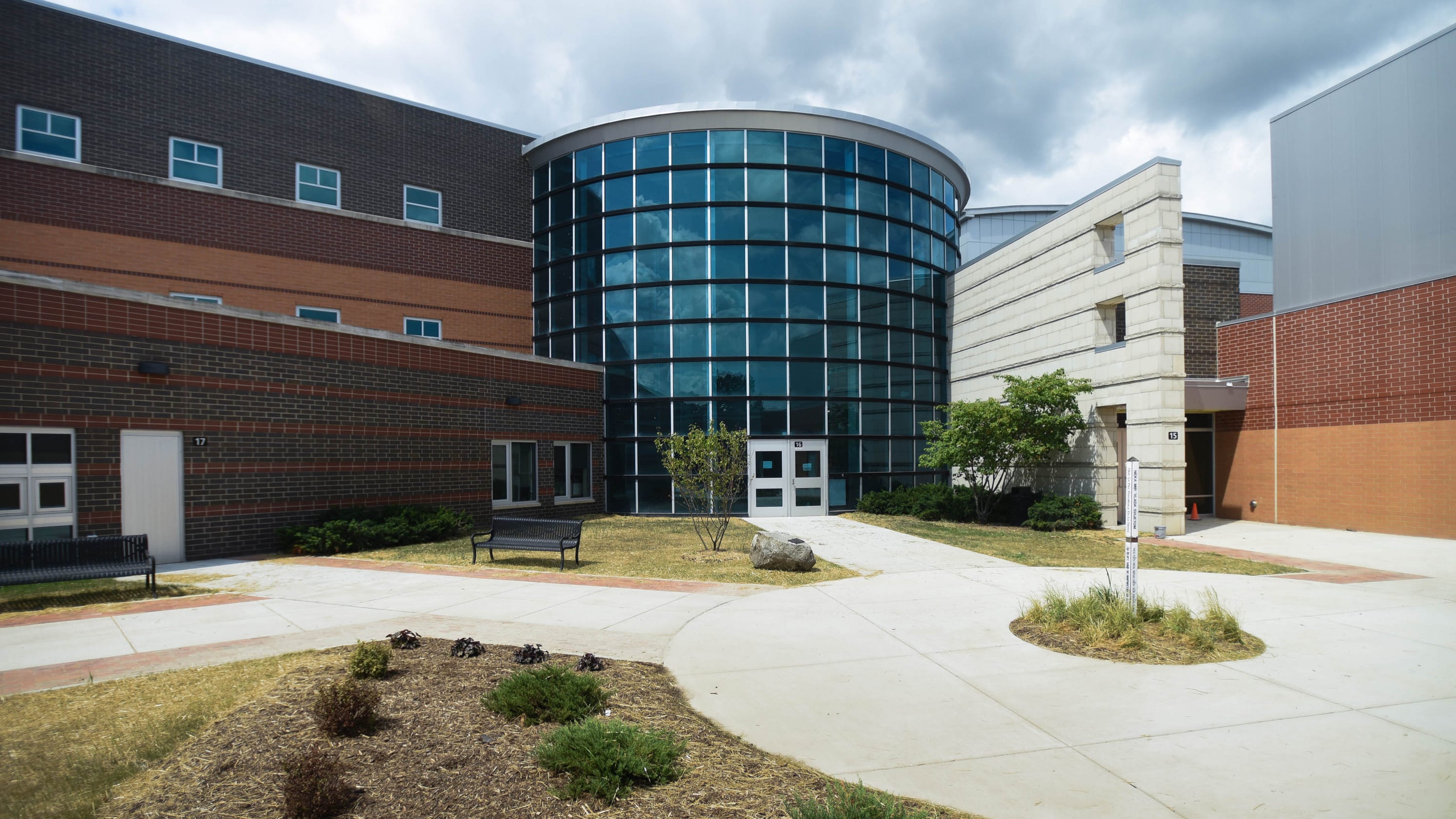 New Lansing Eastern readies to welcome students