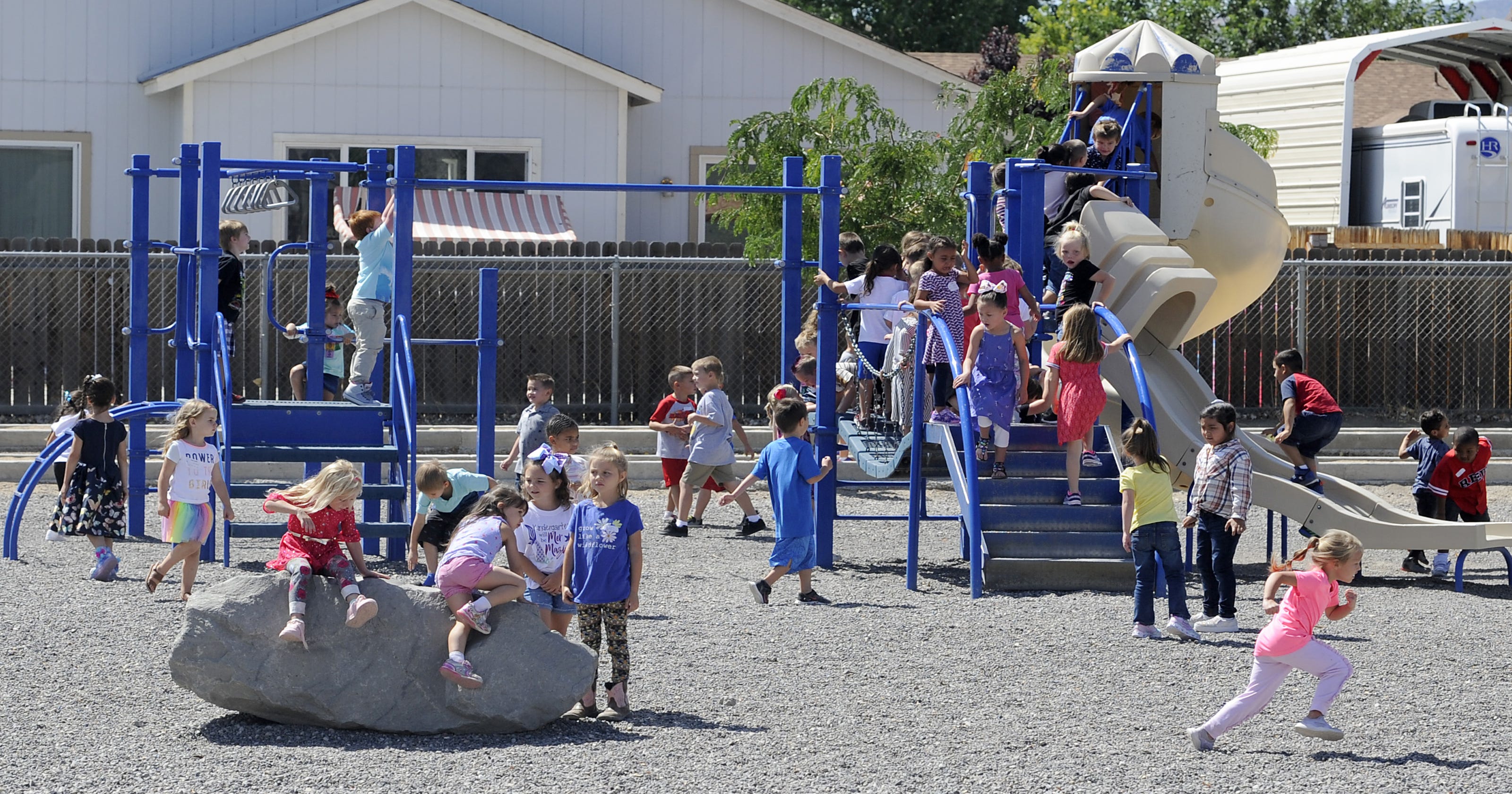 Cottonwood Elementary School students back Wednesday