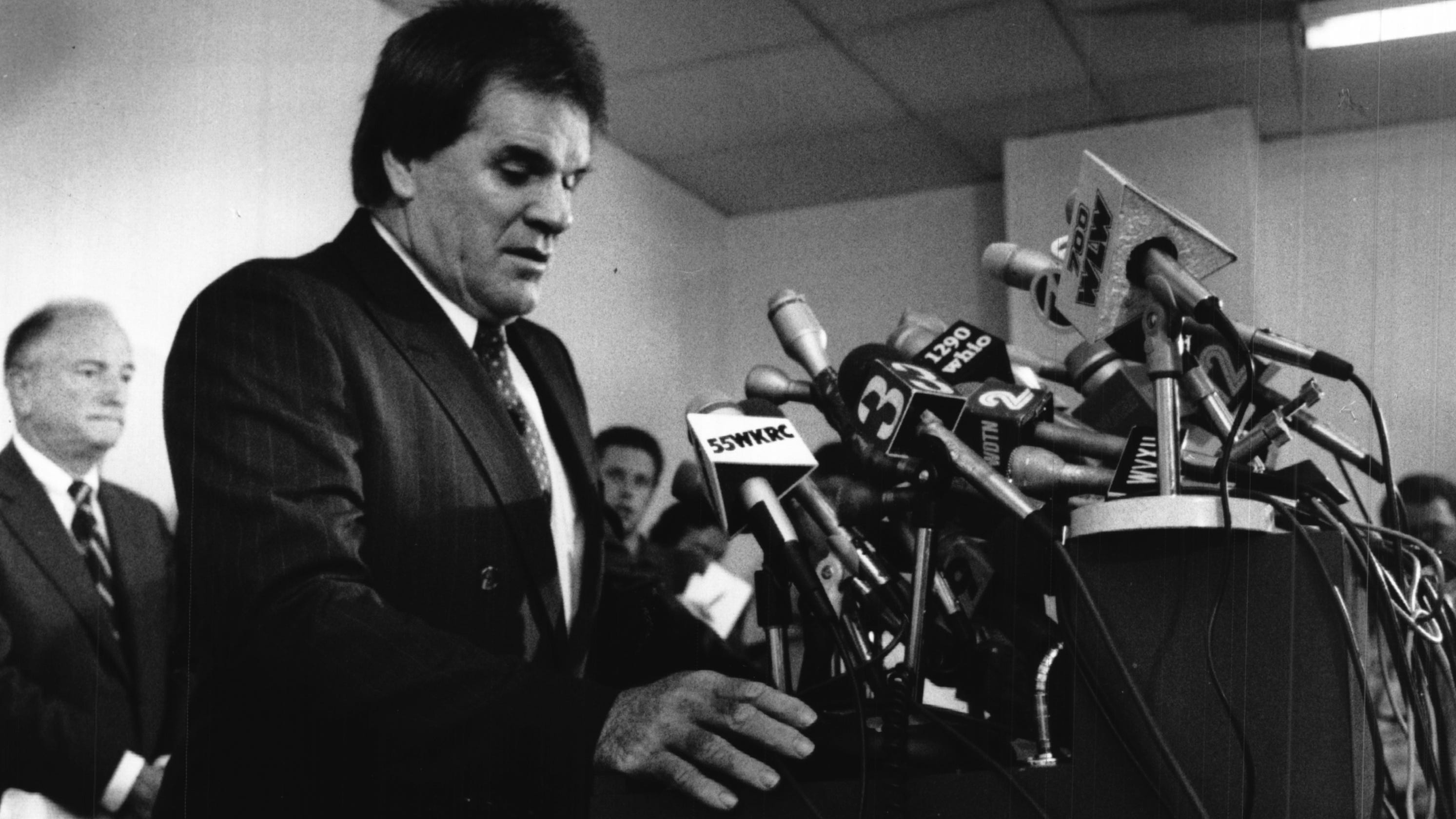 Today in History, August 24, 1989: Pete Rose agreed to lifetime ban ...
