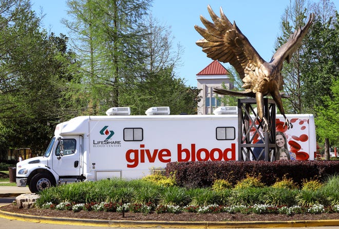 The University of Louisiana’s annual fall blood drive, sponsored by Medical Laboratory Science, is 11:30 a.m.-4:30 p.m. Monday, Aug. 26-Thursday, Aug. 29. The LifeShare Blood Center donor bus will be in Warhawk Circle and giving away free “Be Legendary” T-shirts to donors while supplies last.