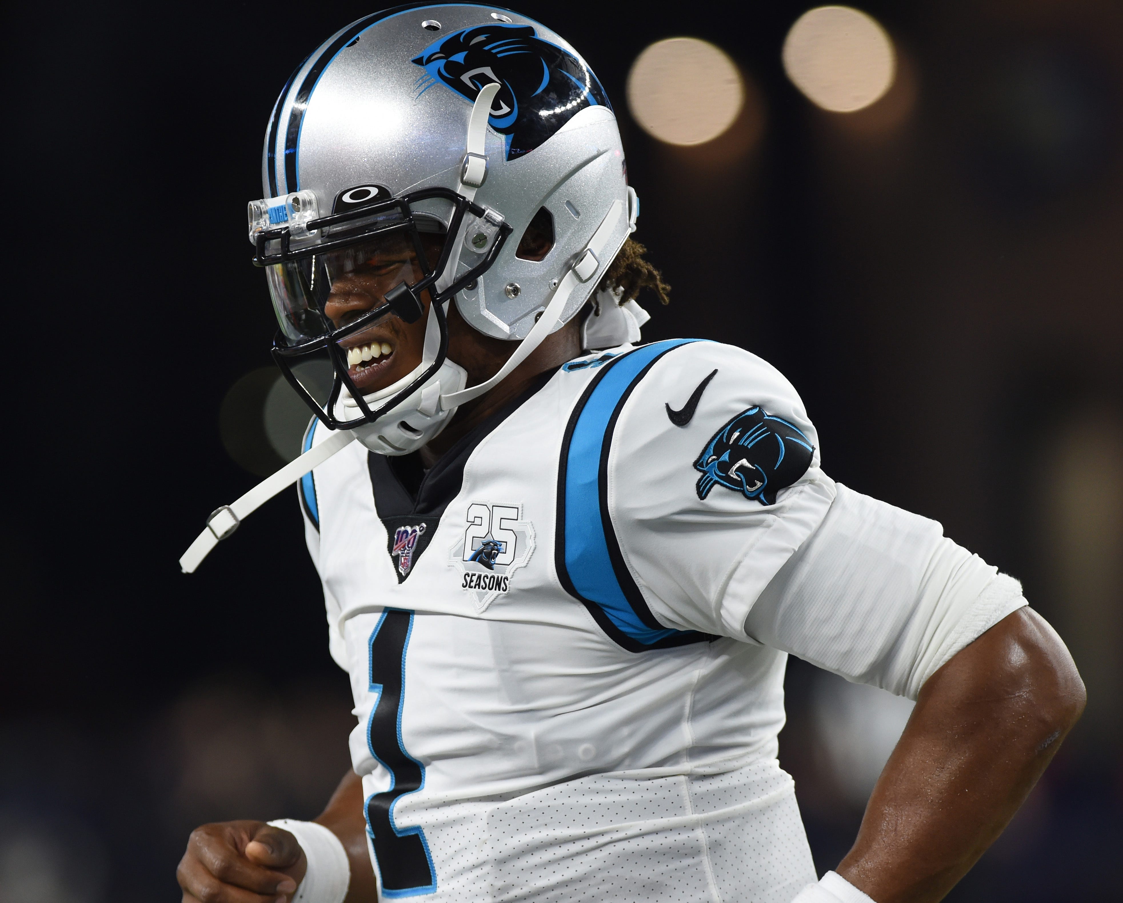 Cam Newton leaves Panthers' preseason game vs. Patriots with foot injury