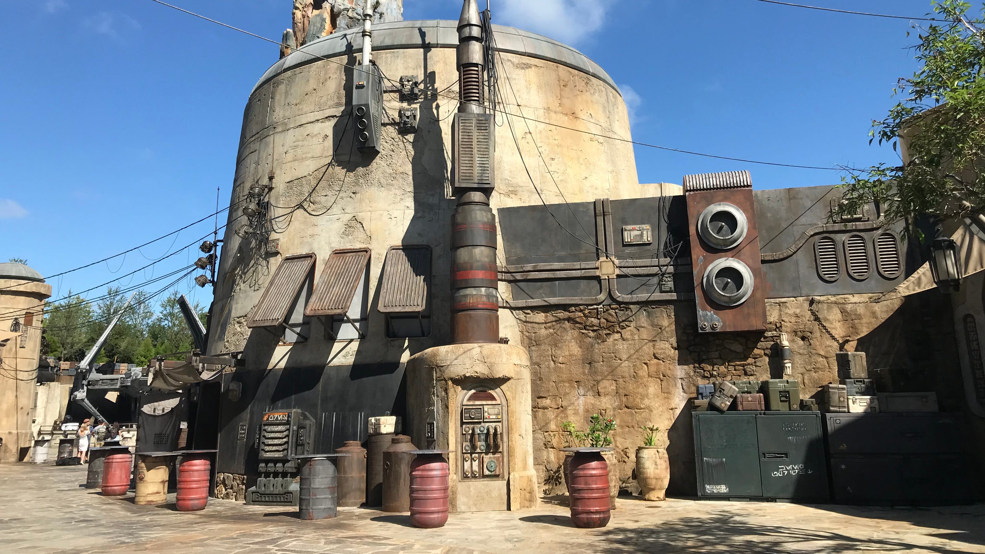 Disney Star Wars land: Orlando opens at Hollywood Studios