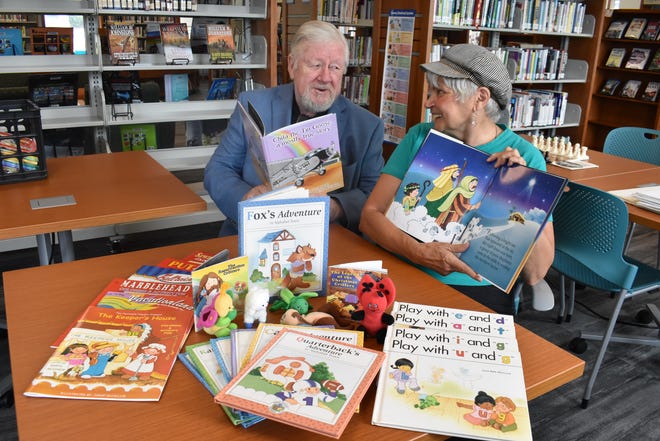 Illustrators Jodie and Grant McCallum will provide tips for writers and picture book illustrators at the Marblehead Peninsula Branch Library. The man and wife team have illustrated over 70 picture books.