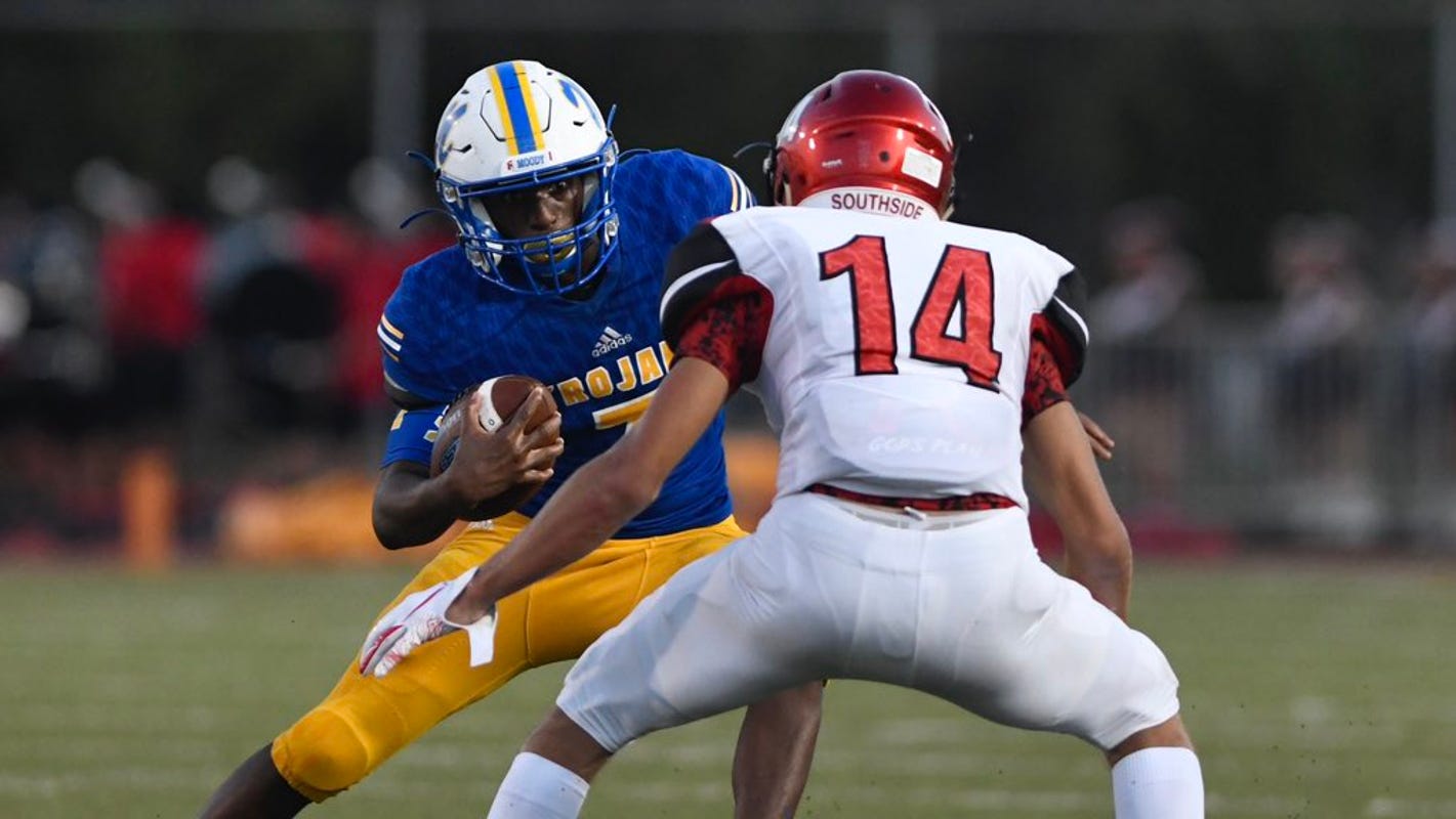 San Antonio Southside Shuts Out Moody Trojans To Open Season