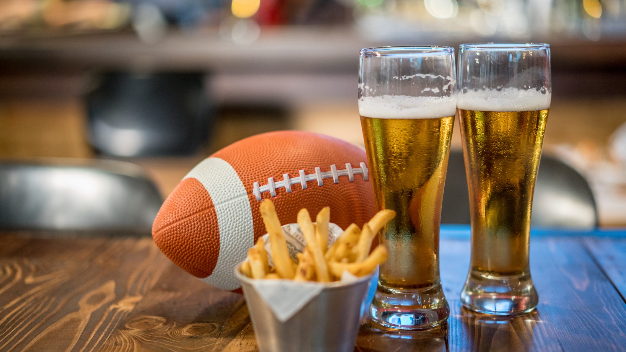 NJ bars Where to watch outoftown NFL, college football teams
