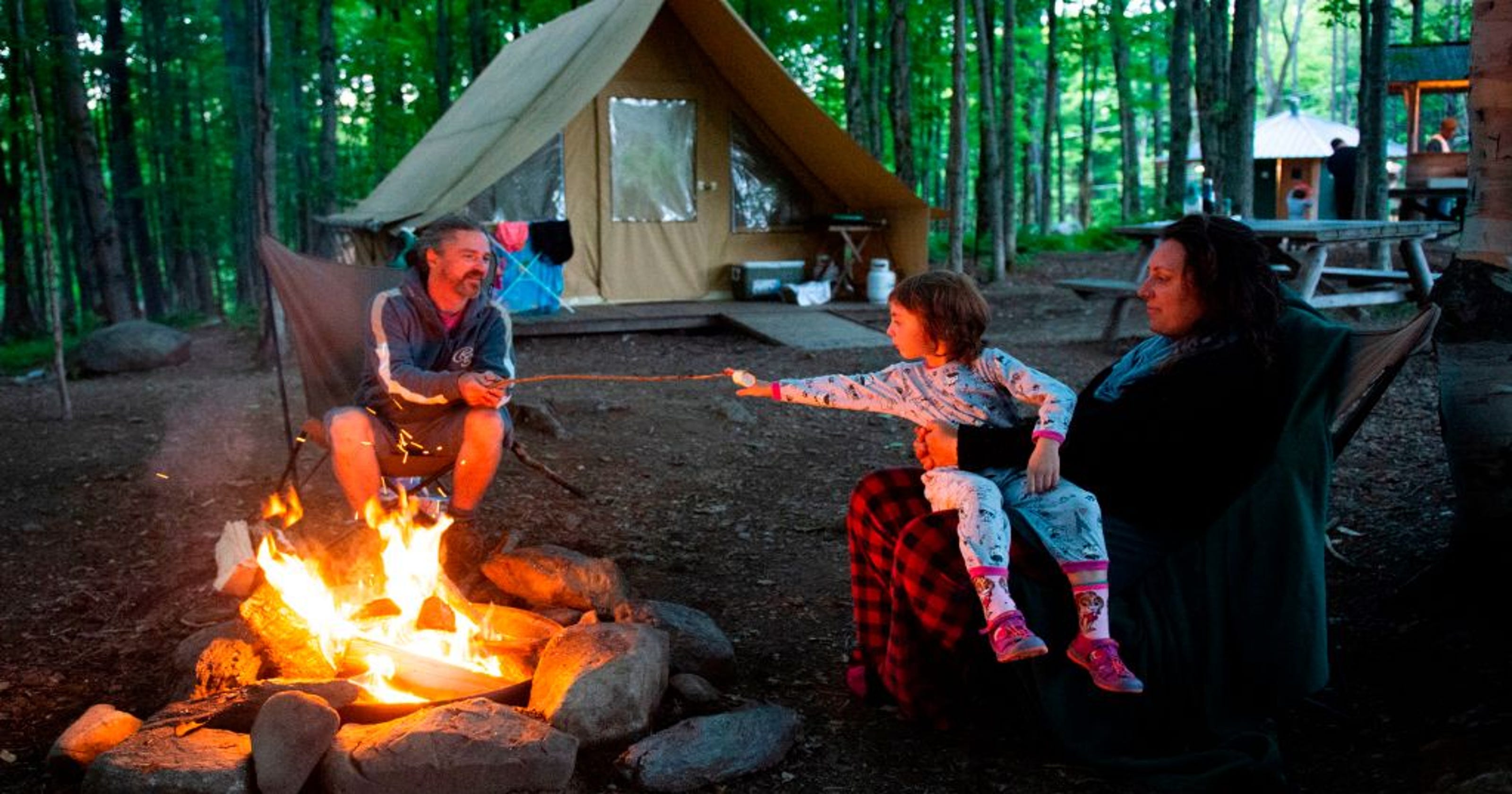 10 inexpensive family vacation ideas and hot spots