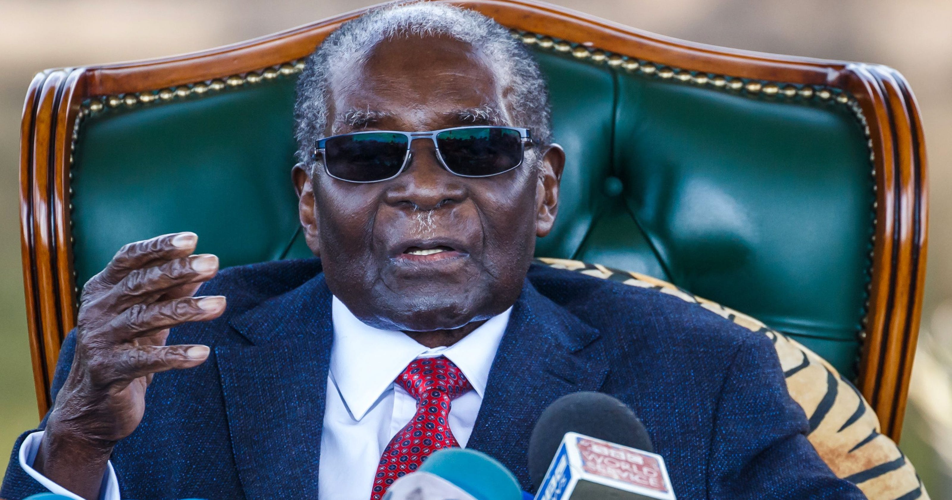 Robert Mugabe Longtime Zimbabwe leader dies at 95