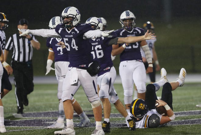 Football New Qb Same Result Luke Mercer Leads John Jay Cross