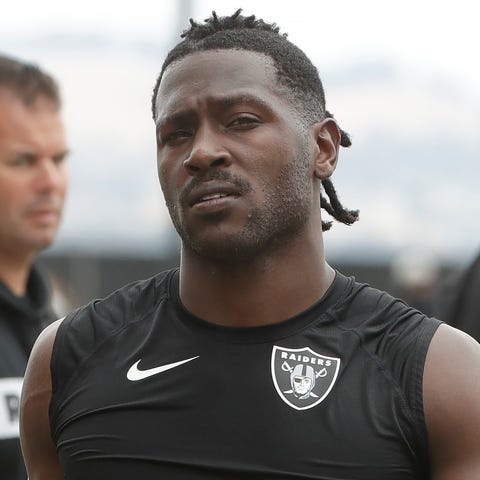 Antonio Brown joined the Patriots on Saturday afte