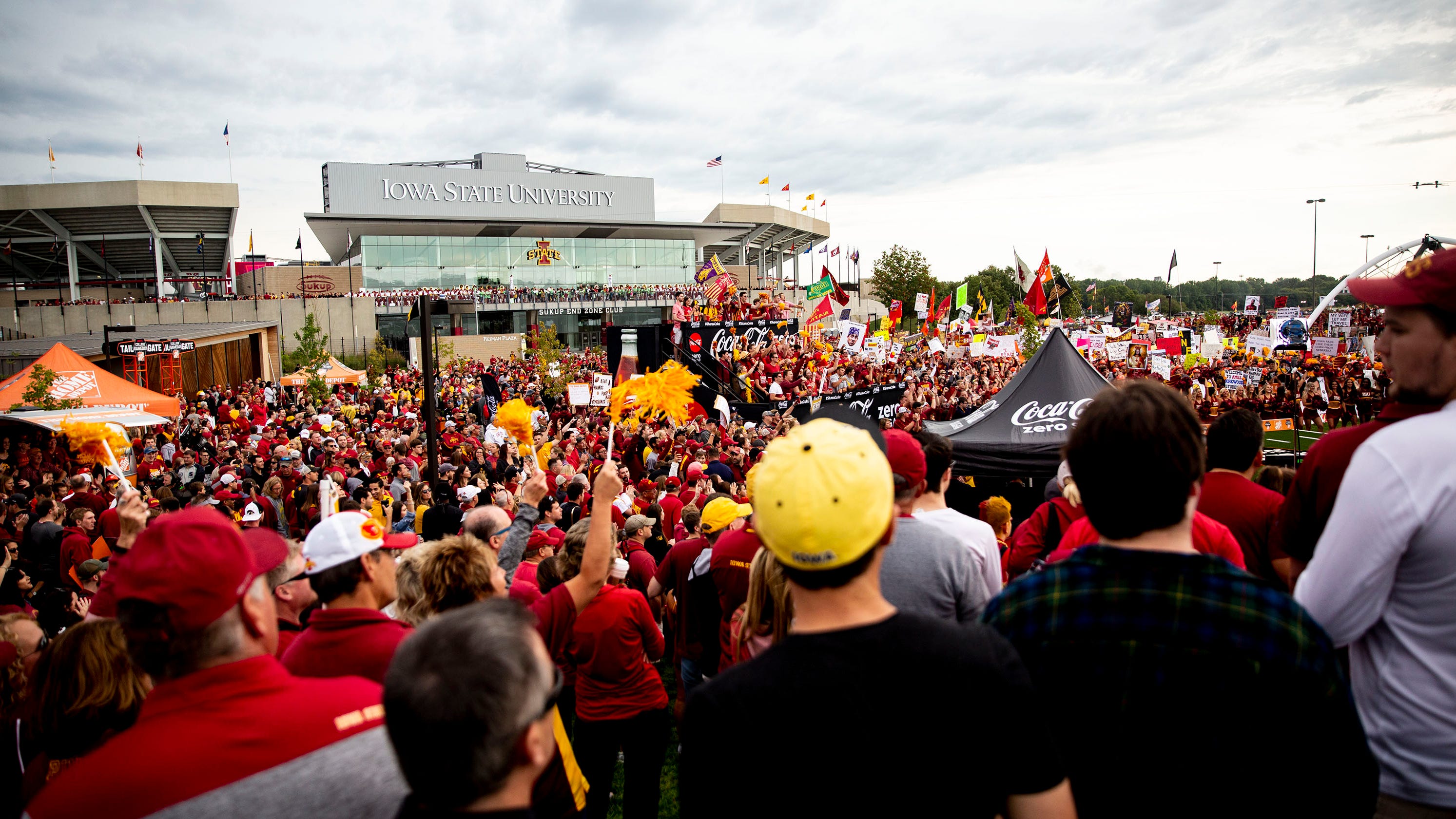 College Gameday At Iowa State Live Updates Of The Espn