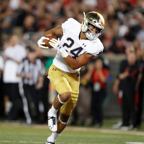 Notre Dame Fighting Irish tight end Tommy Tremble 