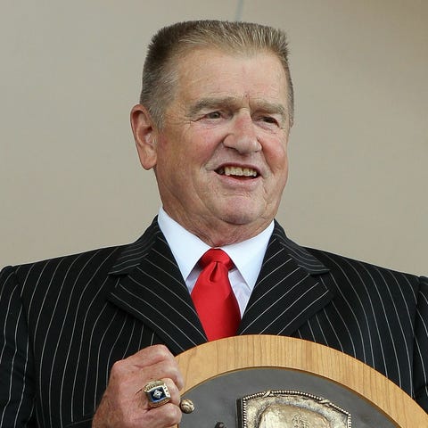 Whitey Herzog poses with his plaque at the 2010 Ha