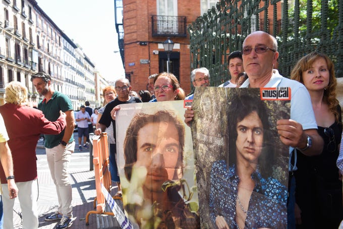 Camilo Sesto Beloved Spanish Balladeer Dies At 72