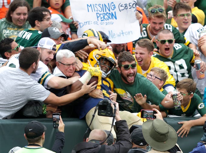 Green Bay Packers running back Aaron Jones (33) celebrates scoring a touchdown in the third quarter against the Denver Broncos Sunday, September 22, 2019, at Lambeau Field in Green Bay, Wis.
Dan Powers/USA TODAY NETWORK-Wisconsin