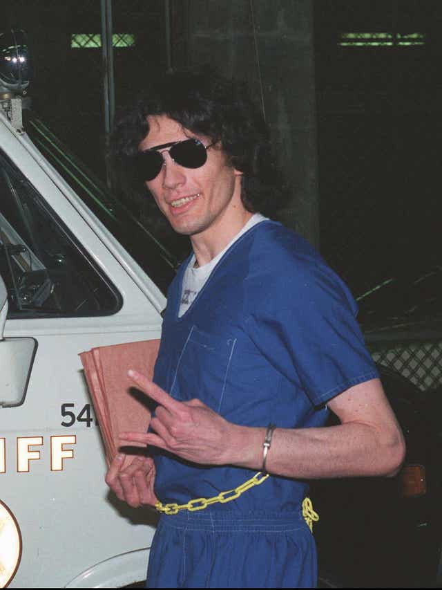 El Paso Relatives Of Night Stalker Richard Ramirez React To Death