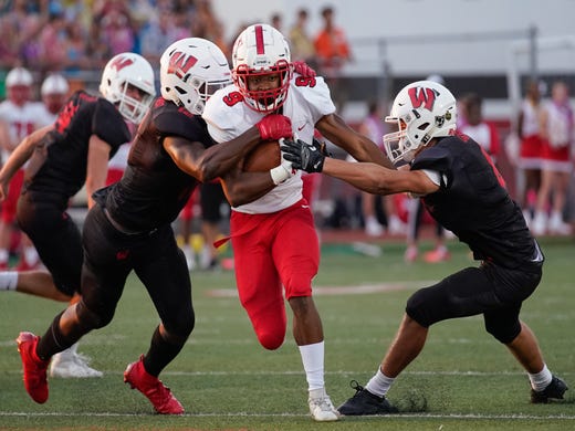 Gcl South Football Rivals St Xavier And Moeller Have Tight Matchup