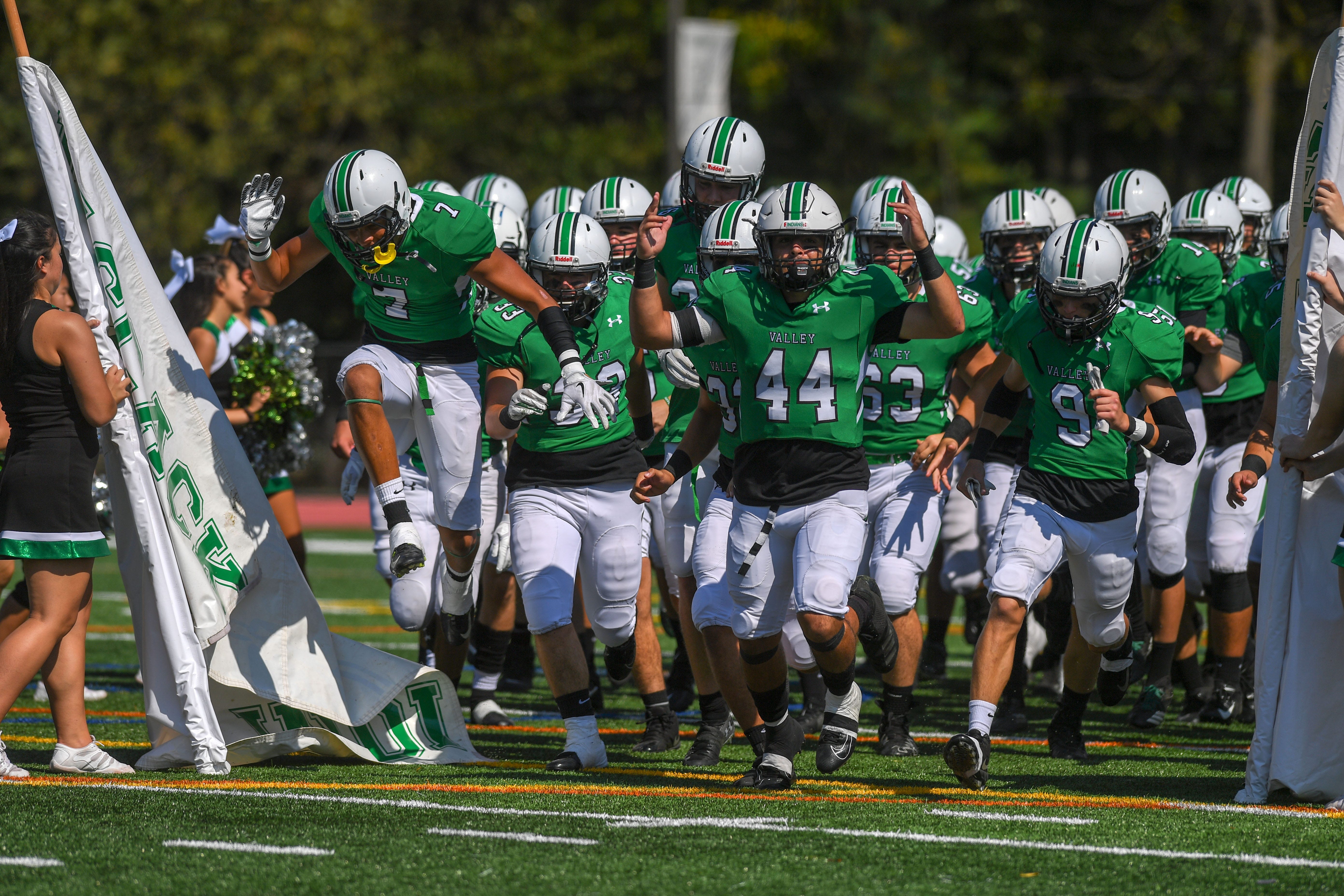 Nj Football Team By Team Previews In North Jersey For Season