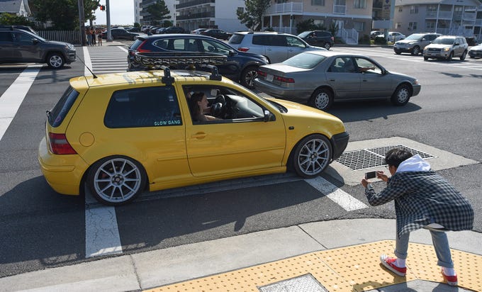 Unofficial H2Oi See wild videos of chaos, collisions in Ocean City