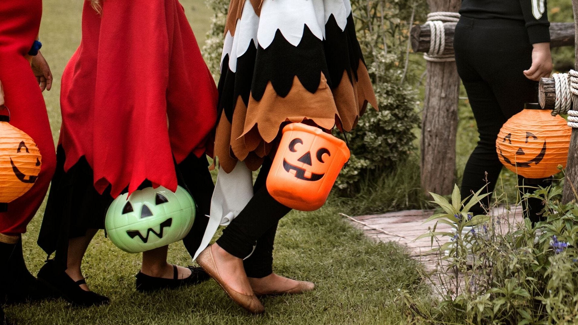 Halloween: CDC says no trick-or-treating amid COVID-19