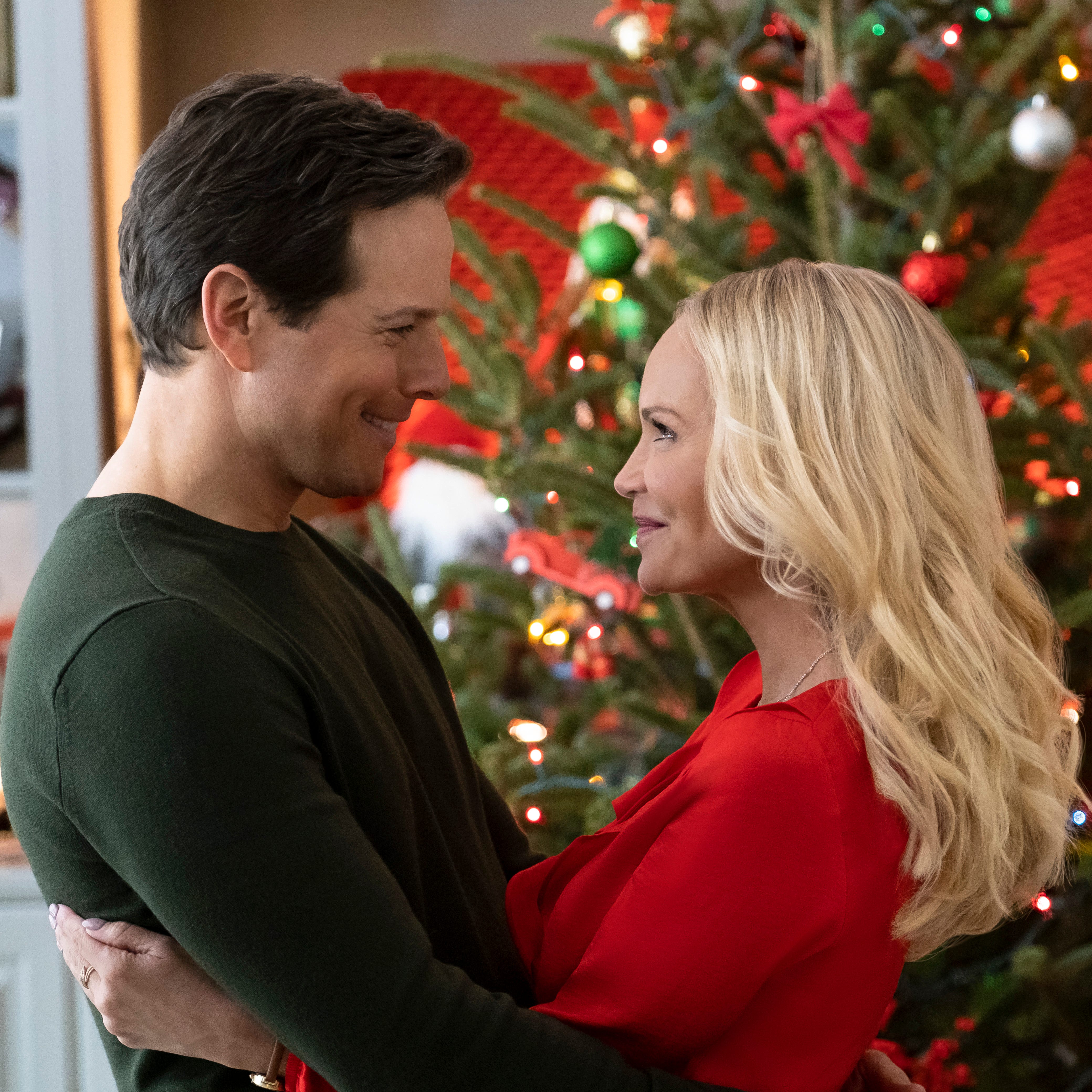 One Christmas Lover Can Earn 1 000 By Watching 24 Hallmark Movies