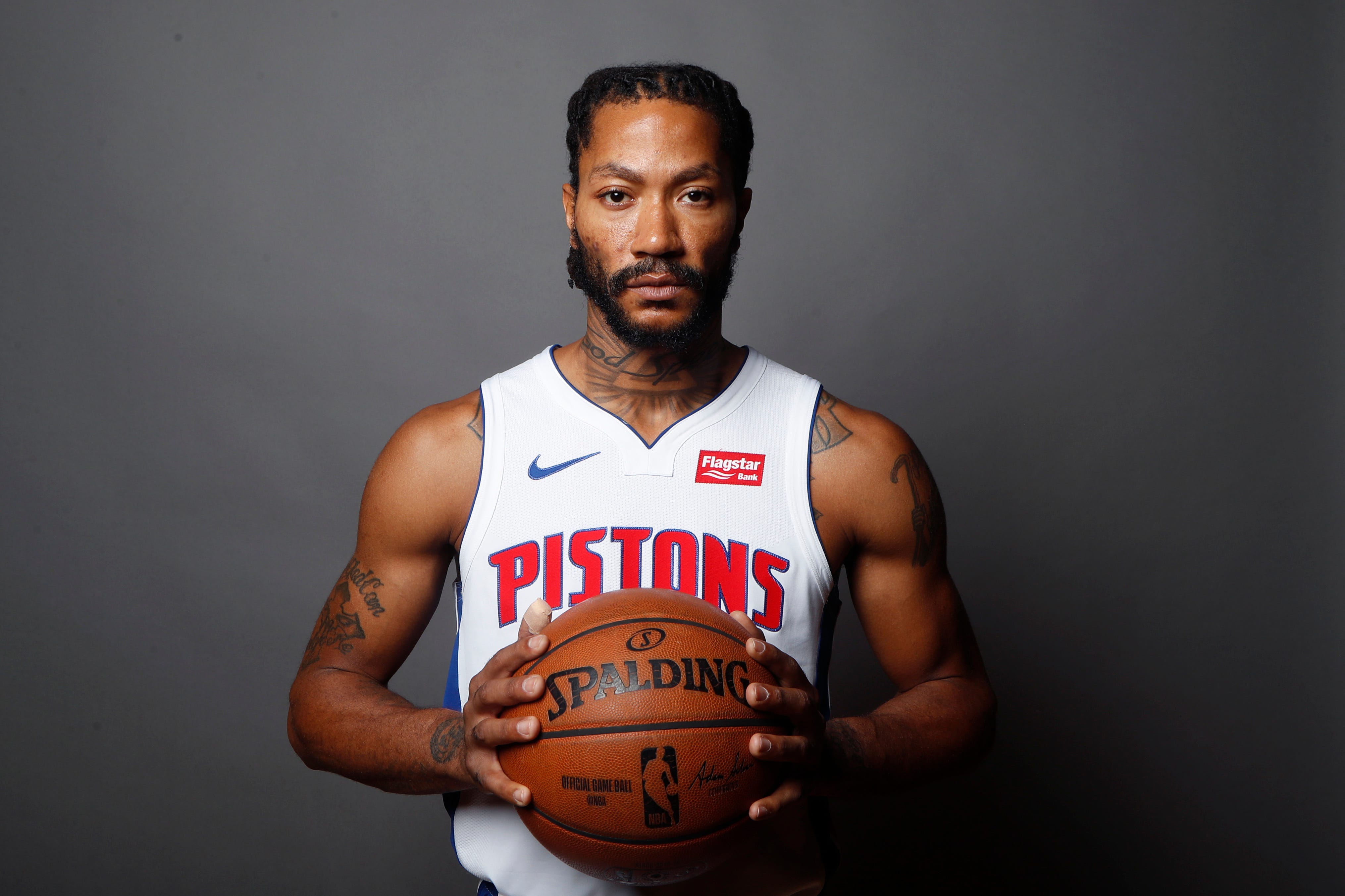 derrick rose pistons number