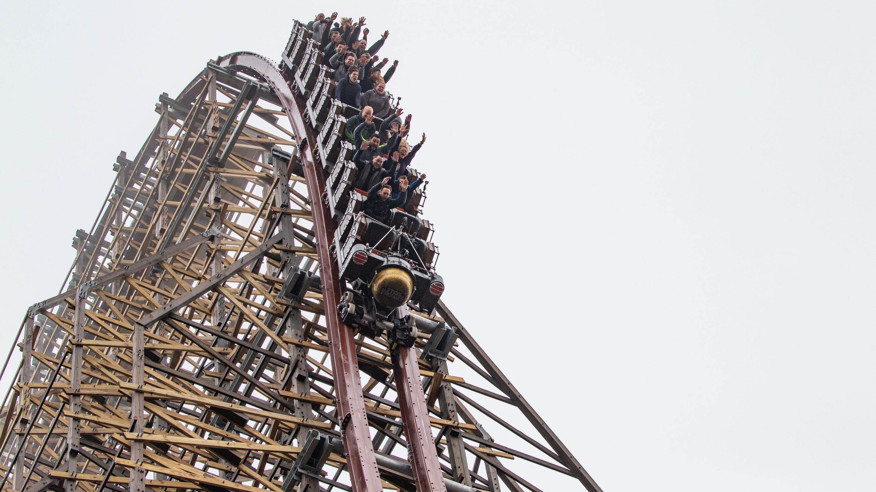 Cedar Point To Host Sneak Peek Of Its 150th Anniversary