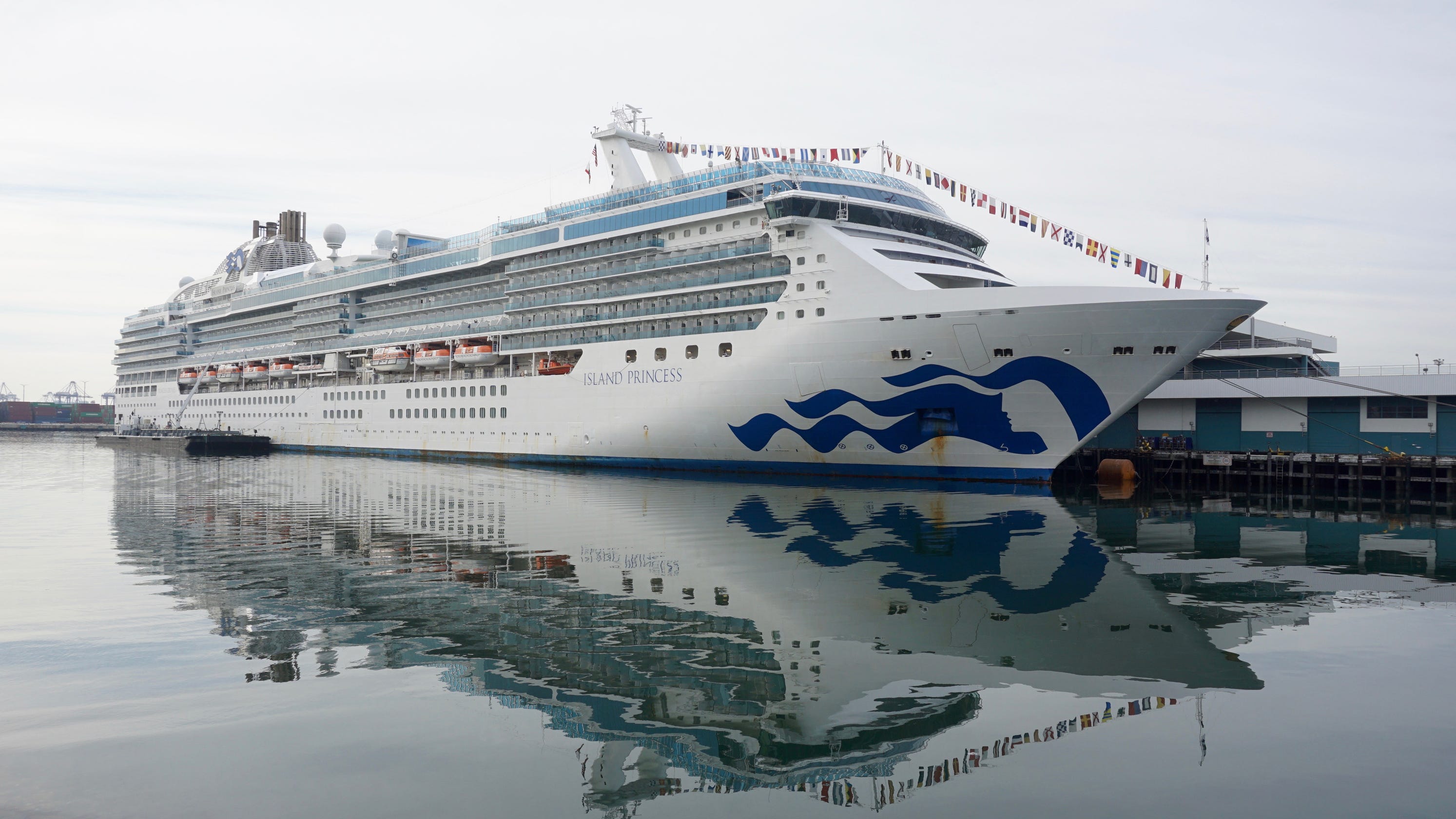 Cruise ship tour Princess Cruises' Island Princess