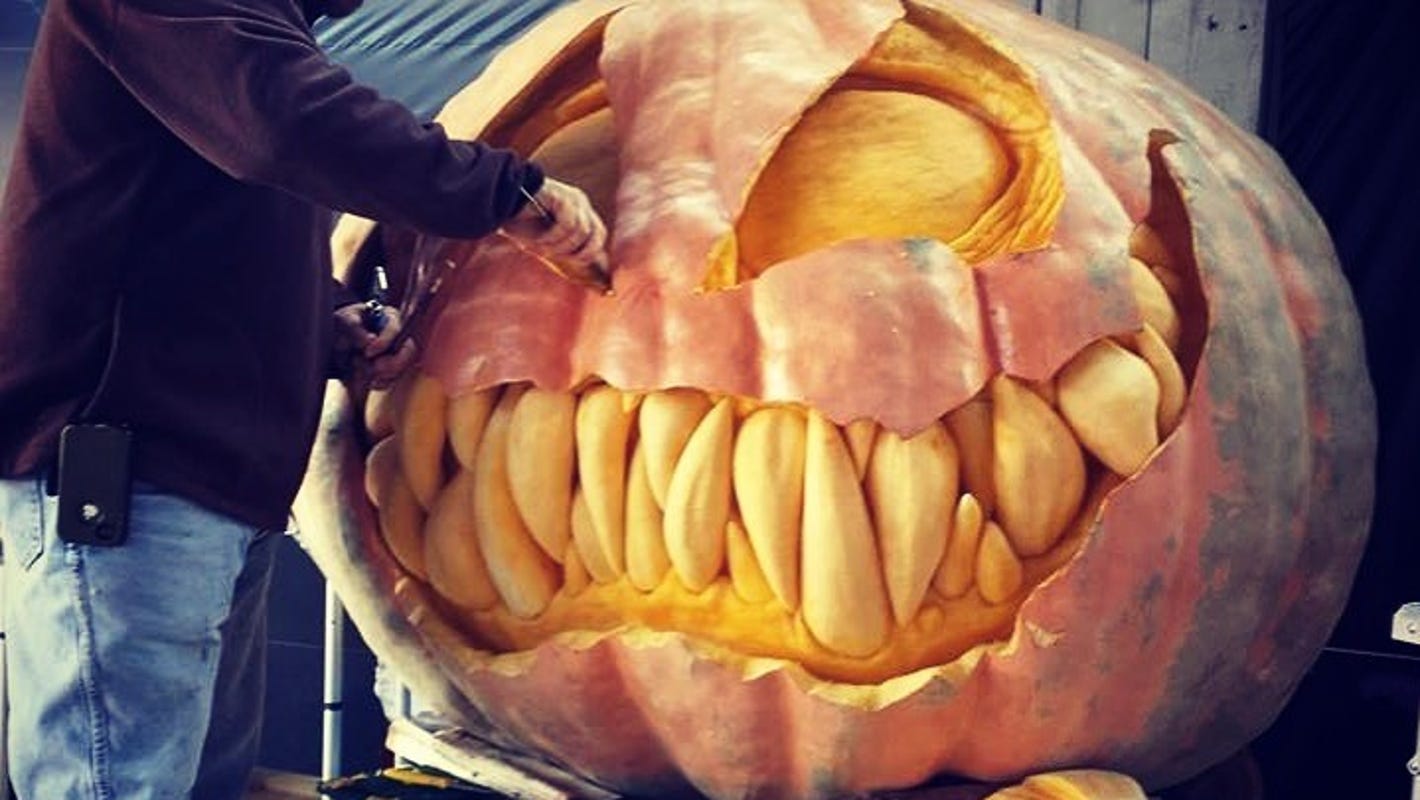 Watch Halloween Wars Contestant Carve Pumpkins At Nj Stew Leonard S