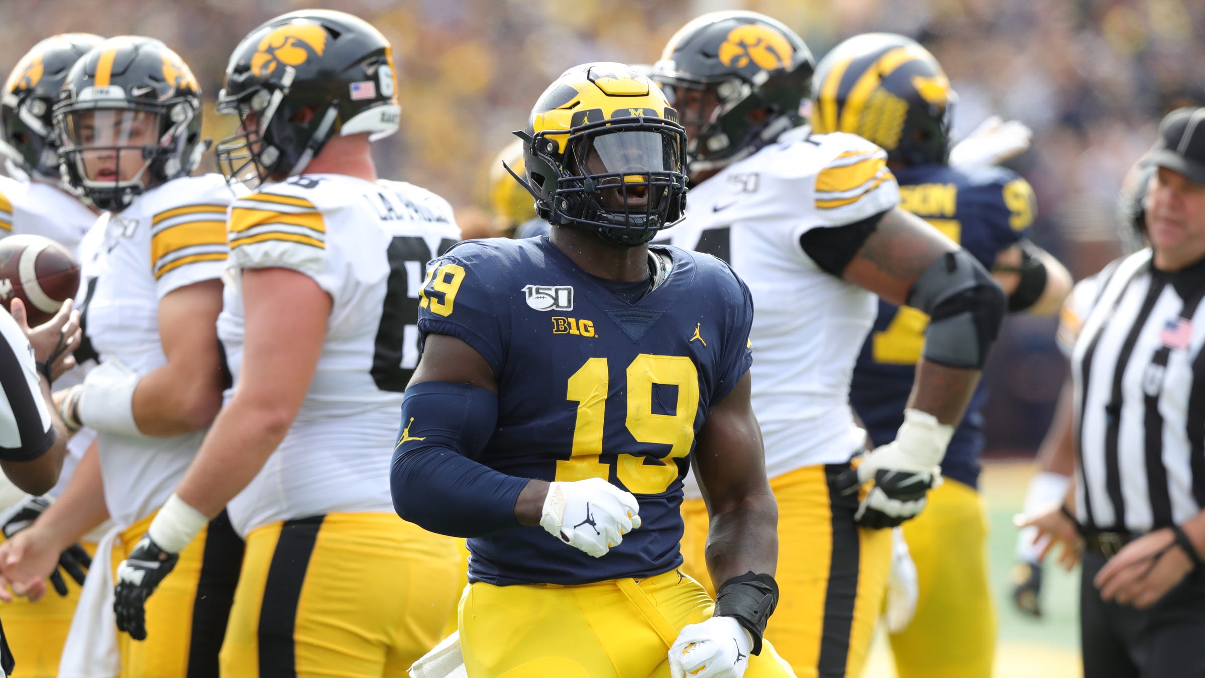 Michigan star Paye gets ESPN treatment before Michigan Michigan star Paye gets ESPN treatment before Michigan