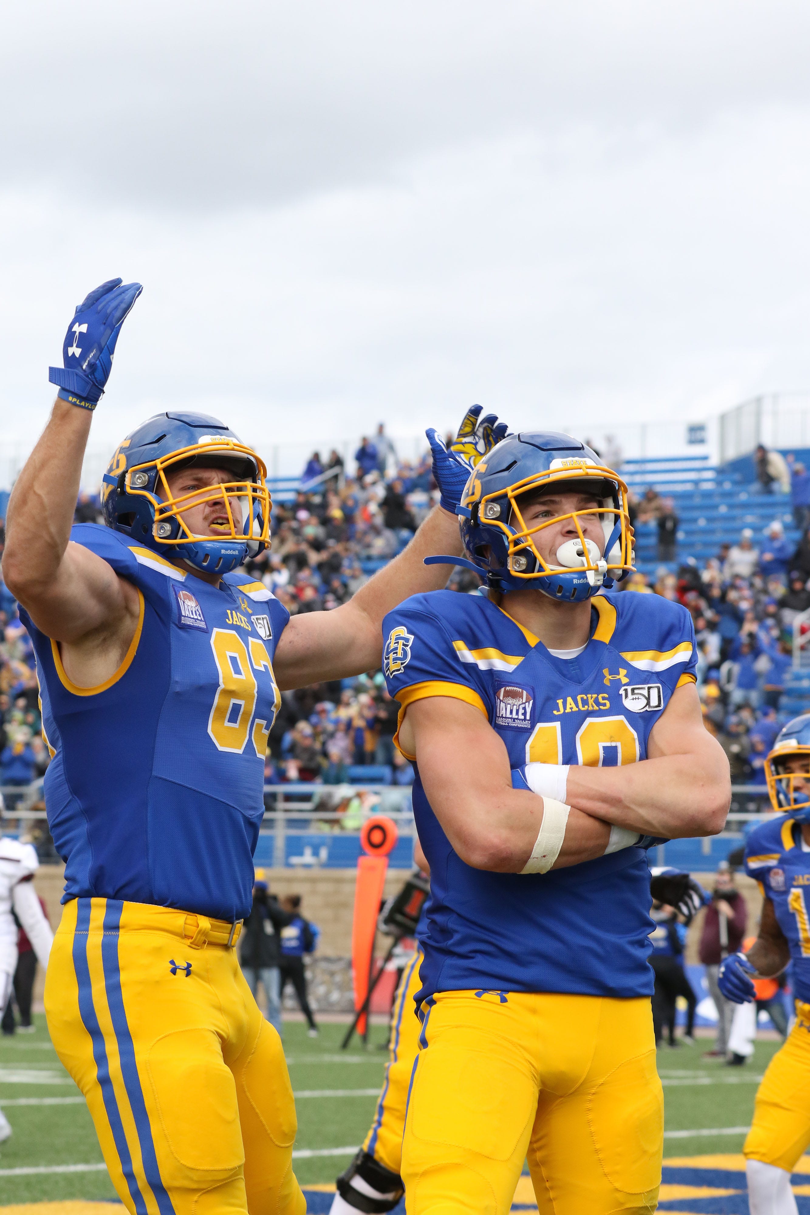Jacks vs. NDSU Topranked Bison, No. 3 SDSU square off for Dakota Marker