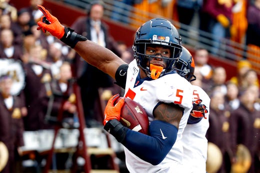 12. Illinois (2-3, 0-2) – The Fighting Illini were in it early with Minnesota before the Gophers pulled away. Slowing down opposing offenses continues to be a problem for the Illini as they’ve given up 40 or more points in each of the last two games. They’ll be at home the next two weeks but the opponents happen to be Michigan and Wisconsin. Last week: 13.