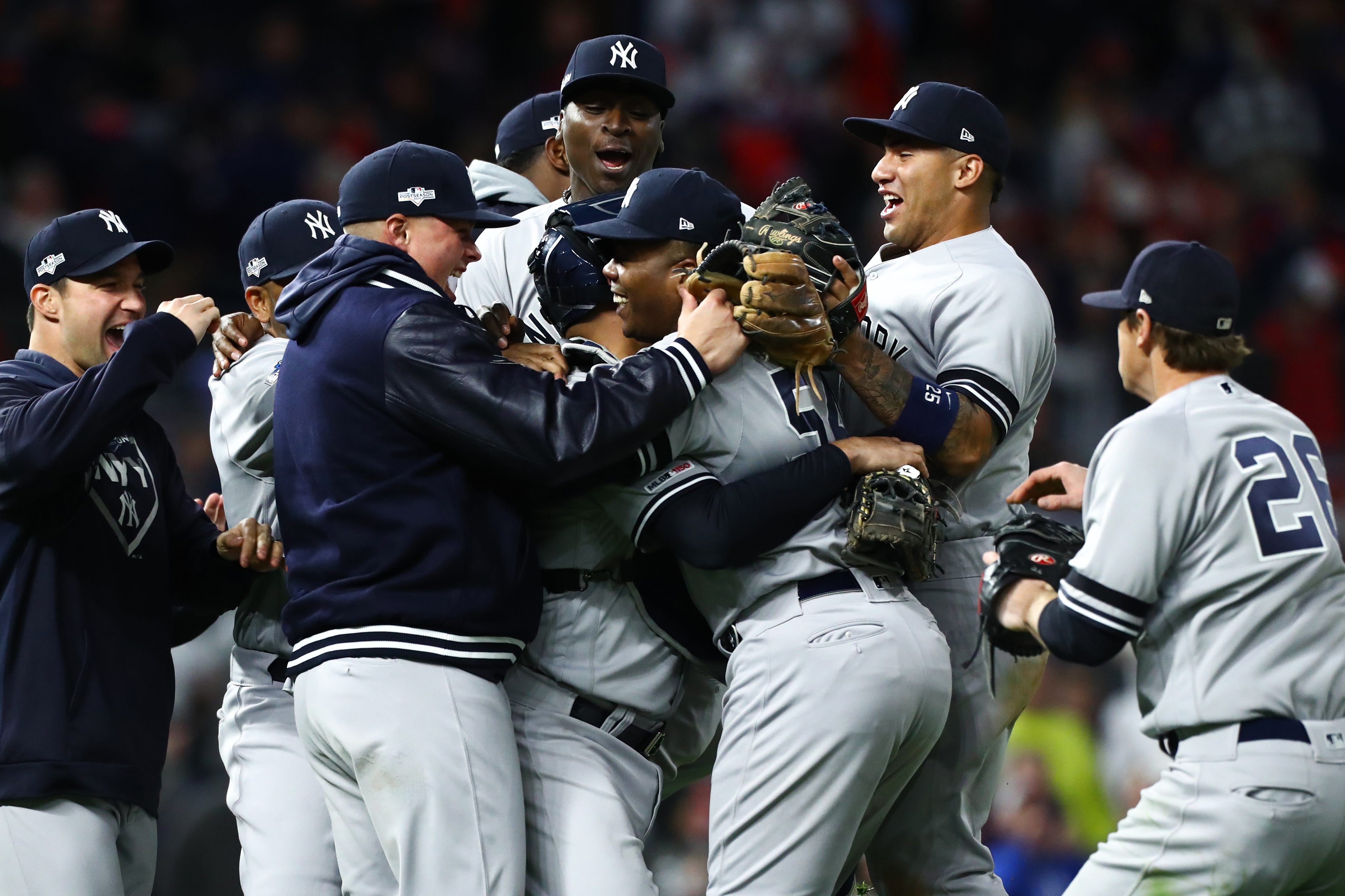 yankees playoff gear